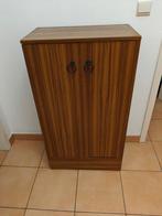 Armoire, Ophalen, Gebruikt
