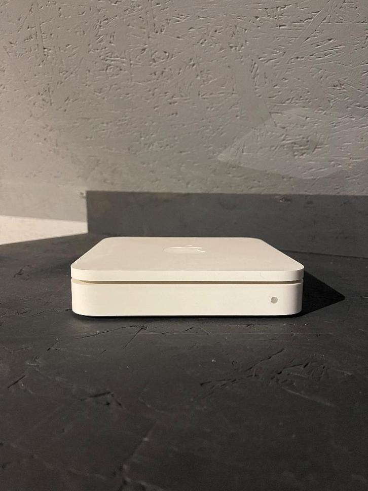 Apple Airport Extreme Basisstation, Computers en Software, Routers en Modems, Gebruikt, Router, Ophalen of Verzenden
