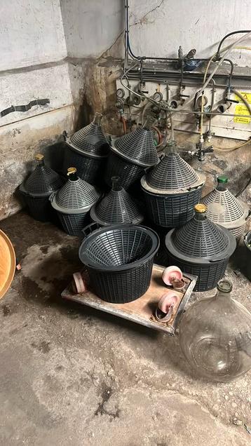 Dame Jeanne / mandfles 25 liter / wijnfles beschikbaar voor biedingen