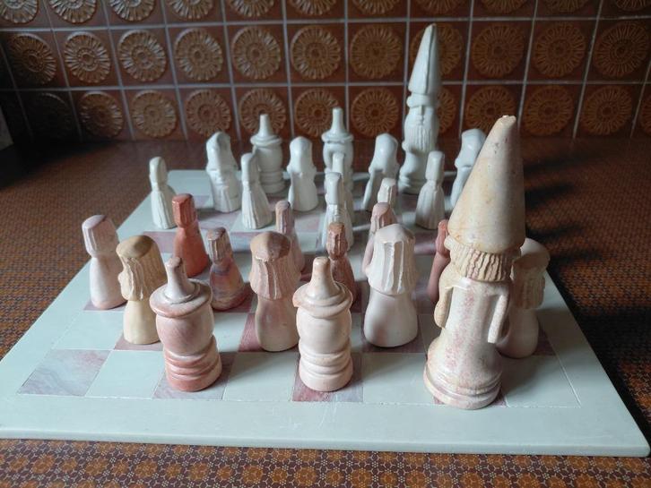 Marmeren schaakspel 36 cm vierkant, Hobby en Vrije tijd, Gezelschapsspellen | Bordspellen, Gebruikt, Een of twee spelers, Ophalen of Verzenden