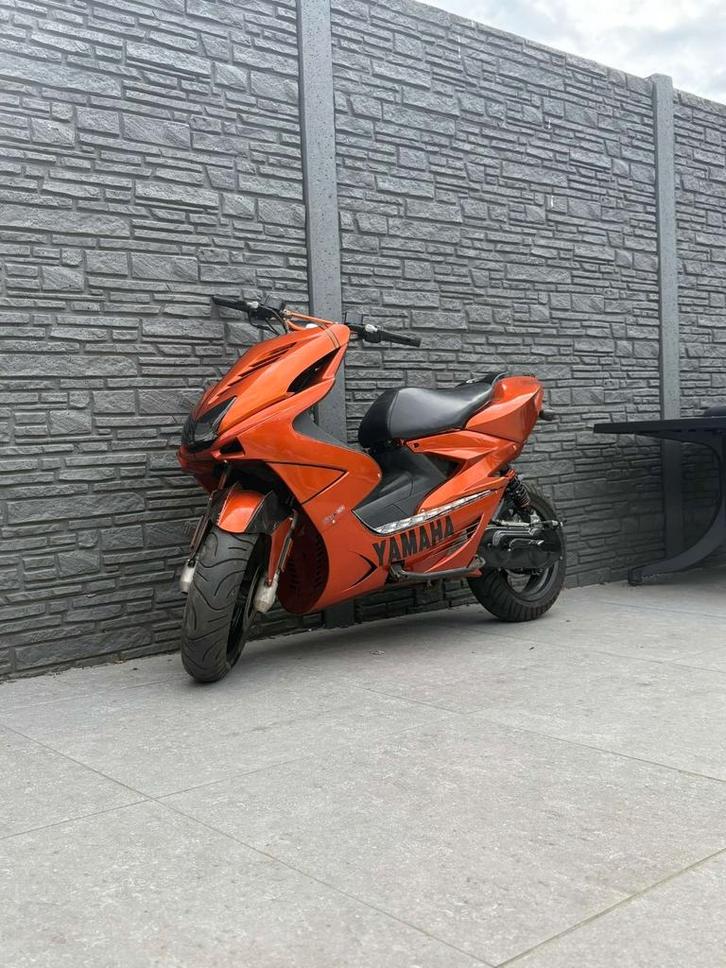Aerox klasse b 2takt, Fietsen en Brommers, Scooters | Yamaha, Zo goed als nieuw, Aerox, Ophalen