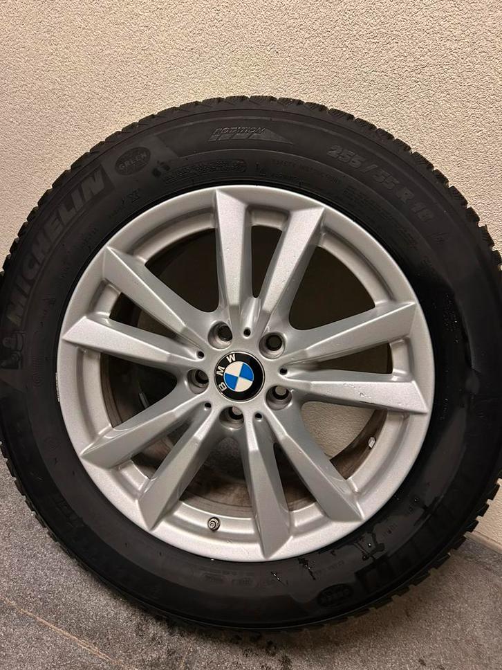 Originele BMW X5 Xdrive Velgen met Winterbanden ( Stijl 446), Auto-onderdelen, Banden en Velgen, Banden en Velgen, Winterbanden