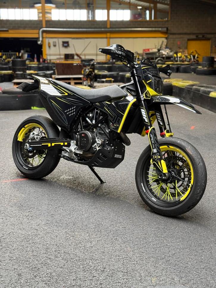 Husquvarna 701, Motoren, Motoren | Husqvarna, Particulier, SuperMoto, ABS, Ophalen of Verzenden