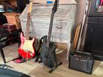 2 elektrische gitaren, versterker, pedalen en bijhorende, Muziek en Instrumenten, Snaarinstrumenten | Gitaren | Elektrisch, Ophalen