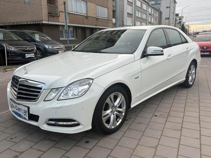 Mercedes E200 Cdi AUTOMAAT 137.000 km AvantGarde, Autos, Mercedes-Benz, Entreprise, Euro 5, Automatique, Enlèvement