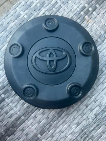 1 originele Toyota proace wieldop beschikbaar voor biedingen