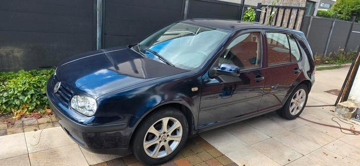 Volkswagen Golf 4 — 1.4 benzine — 147.000 km — 1998, Auto's, Volkswagen, Particulier, Golf, Elektrische ramen, Open dak, Benzine