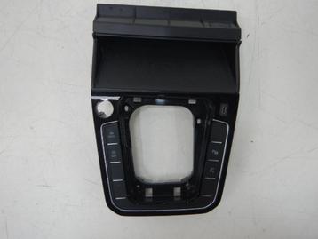 VW Passat B8 DSG Inleg Schakelpook Middenconsole USB-C 3G186 beschikbaar voor biedingen