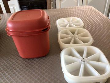 IJsblokjes maker Tupperware met box, Enlèvement ou Envoi, Comme neuf