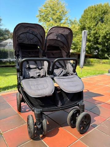 Dubbele buggy Kekk beschikbaar voor biedingen