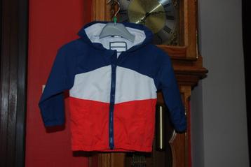 Babyjongen Lichtblauwe, witte, rode jas T86cm of 12/18 M