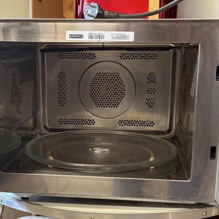 Four multifonctions Whirlpool MWO 730/SL, Electroménager, Micro-ondes, Utilisé, À Poser, Moins de 45 cm, Gril, Four, Plaque tournante