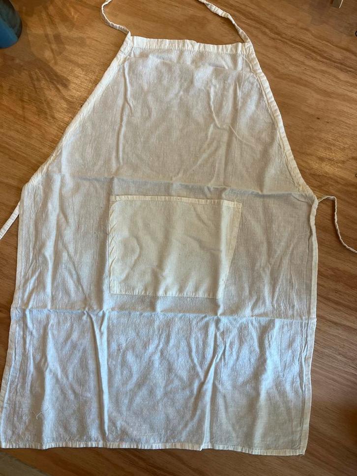 (3) kinderschort(en) om te beschilderen, Hobby en Vrije tijd, Borduren en Borduurmachines, Zo goed als nieuw, Ophalen of Verzenden