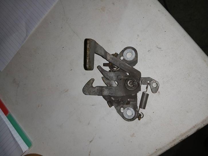 Motorkapslot partner en berlingo, Auto-onderdelen, Klein materiaal, Peugeot, Gebruikt, Ophalen of Verzenden