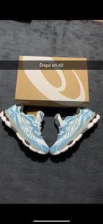 Asics, Enlèvement, Comme neuf