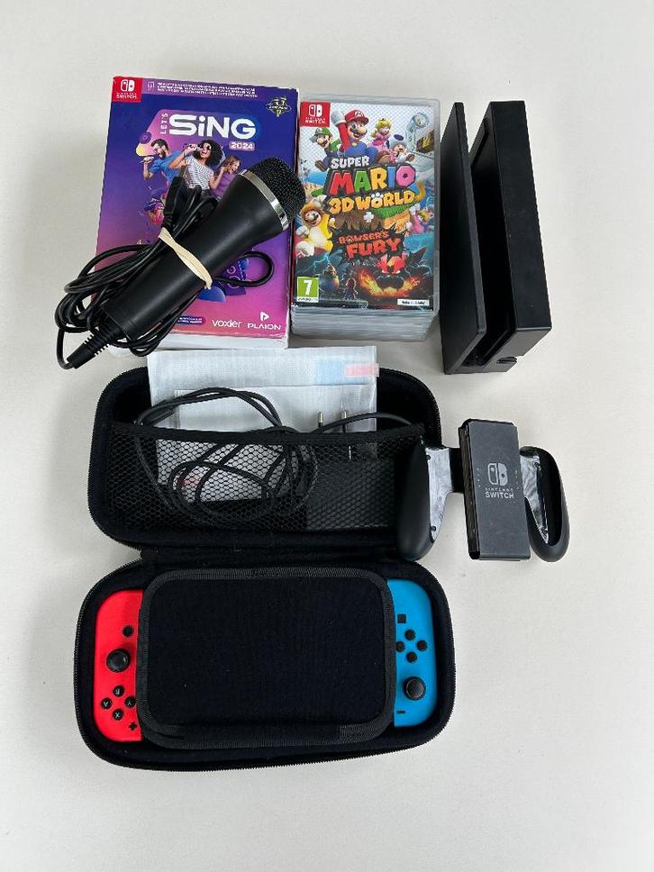 Nintendo Switch, Games en Spelcomputers, Spelcomputers | Nintendo Switch, Zo goed als nieuw, Switch Original, Met 2 controllers