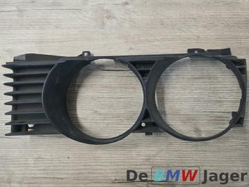Grille links zwart BMW 7-serie E32 51131964861 beschikbaar voor biedingen