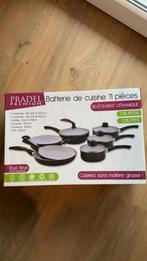 Batterie de cuisine 11 pieces, Maison & Meubles, Cuisine | Casseroles & Poêles, Enlèvement, Neuf, Plaque céramique