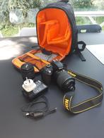 Nikon 3300d avec trépied et sac à dos (2 objectifs), Enlèvement ou Envoi, Comme neuf