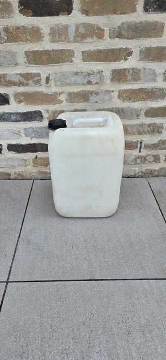 Bidon 25l beschikbaar voor biedingen