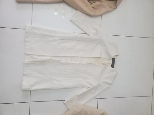 Lot de 3 manteau , veste et trench Zara, Kleding | Dames, Jassen | Winter, Gedragen, Maat 34 (XS) of kleiner, Beige, Ophalen