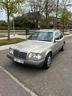 Mercedes E 250 Diesel 1994 oldtimer !!!, Auto's, Oldtimers, 2500 cc, 4 deurs, Particulier, Te koop