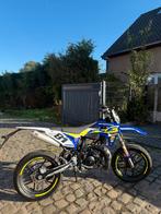 Sherco SM-R 50cc Factory Edition - 1400km!, Fietsen en Brommers, Ophalen