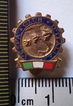 Boutonnière Vespa Club., Enlèvement ou Envoi