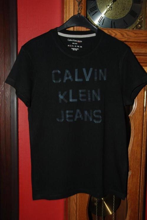 T-shirt "Calvin Klein Jeans" noir Taille S comme Neuf!, Vêtements | Hommes, T-shirts, Comme neuf, Taille 46 (S) ou plus petite