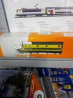 vends locomotive diesel type 5939 jaune digitale SNCB Roco, Comme neuf, Roco, Envoi, Locomotive