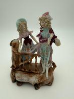 Beeldje, fijn porselein, Ophalen of Verzenden
