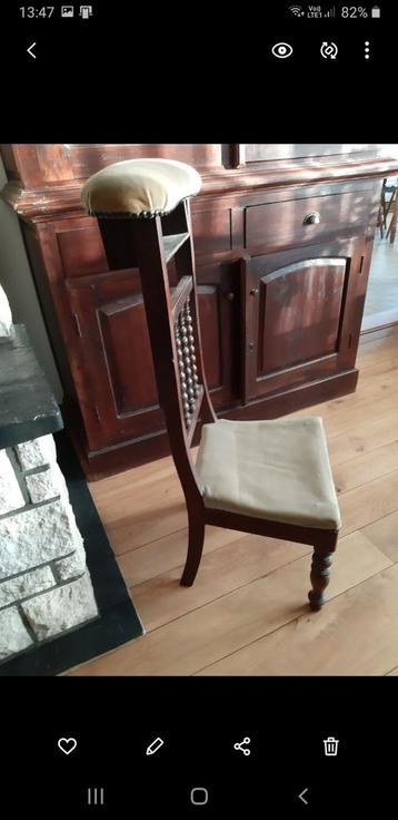 Kerkstoel,biechtstoel,trouwstoel.te huur/ te koop, Ophalen of Verzenden, Gedragen