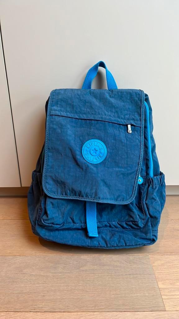 Sac à dos bleu Kipling, très bon état, Bijoux, Sacs & Beauté, Sacs | Cartables, Comme neuf, Enlèvement ou Envoi