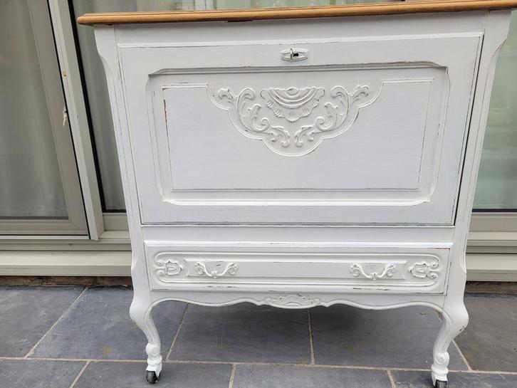 Meuble bar patiné, Antiquités & Art, Antiquités | Meubles | Armoires, Enlèvement