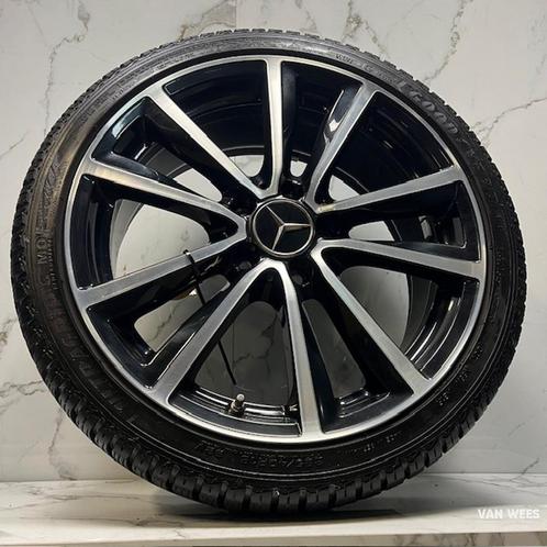 Mercedes A B CLA KLASSE 225/45/18 inch Winterset Goodyear, Auto-onderdelen, Banden en Velgen, Banden en Velgen, Winterbanden, 18 inch