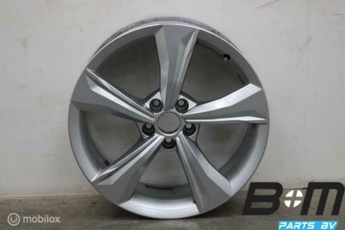 1 losse 19 inch lichtmetalen velg Audi Q5 80A601025K, Autos : Pièces & Accessoires, Pneus & Jantes, Utilisé