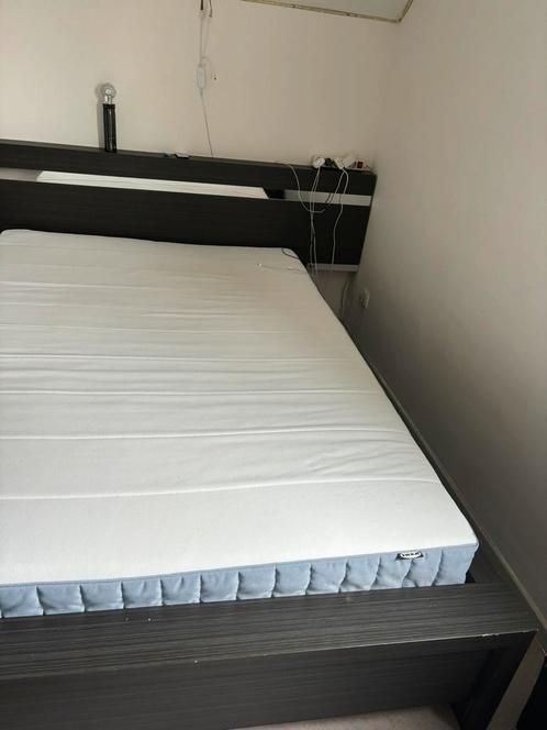 Bed met 2 nachtkastjes (matras incl.), Maison & Meubles, Chambre à coucher | Lits, Comme neuf, Deux personnes, 140 cm, 200 cm