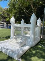 Château gonflable a loué, Hobby & Loisirs créatifs, Articles de fête | Location, Enlèvement, Comme neuf