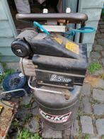 criko compressor met olielek, Doe-het-zelf en Bouw, 25 tot 100 liter, Ophalen, Gebruikt, 6 tot 10 bar