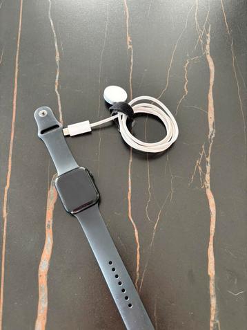 Apple watch Serie 7 beschikbaar voor biedingen
