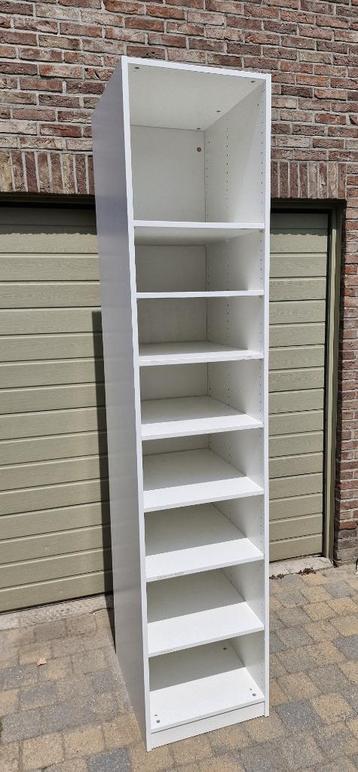 Stevige witte houten PAX dressingkast-Meerdere beschikbaar! beschikbaar voor biedingen
