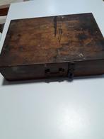 Houten koffertje, Enlèvement