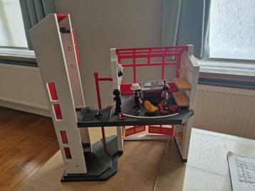 Caserne de pompiers Playmobil