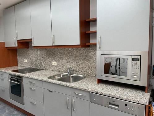 Licht grijze, zijkant kersenhout keuken met granieten blad, Huis en Inrichting, Keuken | Complete keukens, Gebruikt, Enkelwandige keuken