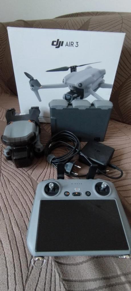 DJI Air 3 Combo, Audio, Tv en Foto, Drones, Gebruikt, Cameradrone, Topkwaliteit, DJI, 250 tot 900 gram, 30 tot 45 minuten, 1 tot 5 kilometer