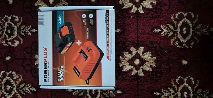 Powerplus dual 20v batterij en oplader, splinternieuwe, Doe-het-zelf en Bouw, Gereedschap | Machine-onderdelen en Toebehoren, Ophalen of Verzenden