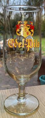 Edel-Pils glas op voet, Ophalen of Verzenden, Zo goed als nieuw