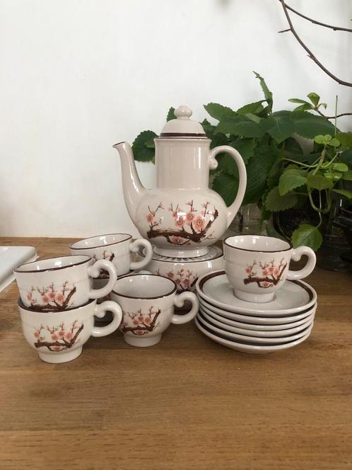 VINTAGE KOFFIE SERVIES VOLLEDIG IN PERFECTIE STAAT BLOESEM, Antiek en Kunst, Antiek | Servies compleet, Ophalen