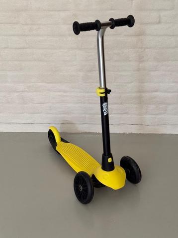 B100 step Decathlon als nieuw  beschikbaar voor biedingen