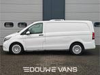 Mercedes-Benz Vito 111 L2 EXPORT Navigatie Trekhaak Koelwage, Auto's, Voorwielaandrijving, Euro 5, Gebruikt, Zwart